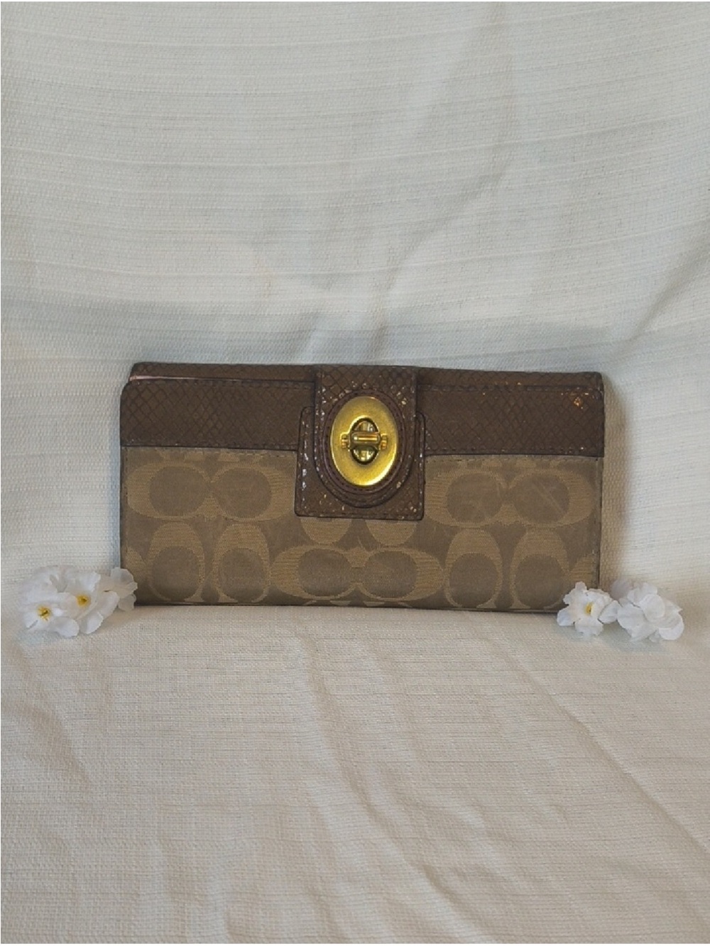 Coach Signature Snakeskin Embossed Wallet with Gold Turnlock